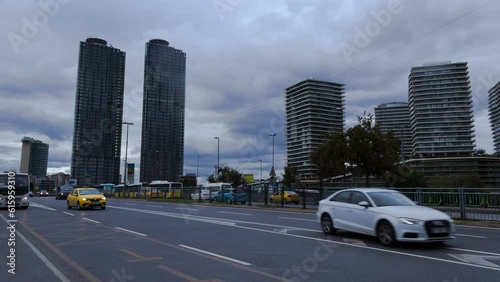 Istanbul Gayrettepe Metrobus Area Timelapse