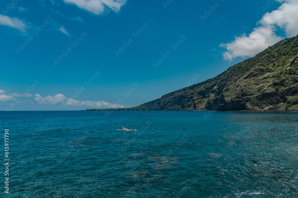 Kealakekua Bay, Big island, Hawaii. Kealakekua Bay is located on the Kona coast of the island of Hawaiʻi. , Captain James Cook Kealakekua Bay, Big island, Hawaii. Kealakekua Bay is located on the Kona coast of the island of Hawaiʻi. , Captain James Cook