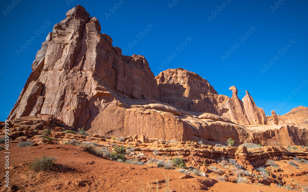 Fototapeta premium Arches at Park Avenue | Arches National Park, Utah, USA