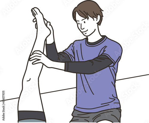スポーツ整体のマッサージをする男性整体師