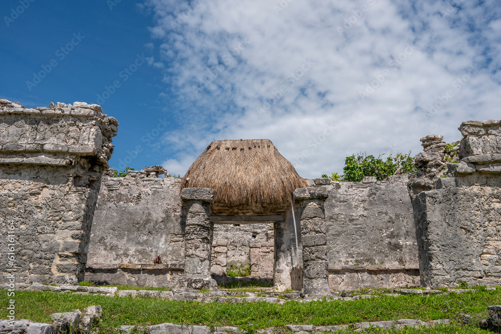 Tulum - Archeological Site - Casa del Chultún Tulum - Archeological Site - Casa del Chultún
