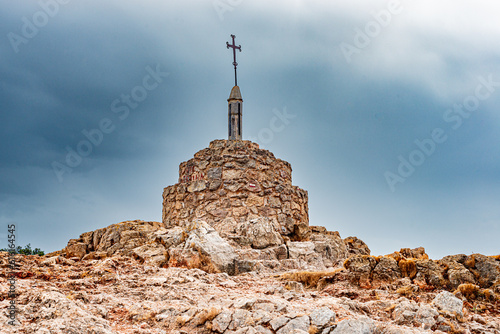 Croix de Sainte Catherine, vers le Château de Montgris, Torroella de Montgris, Espagne
