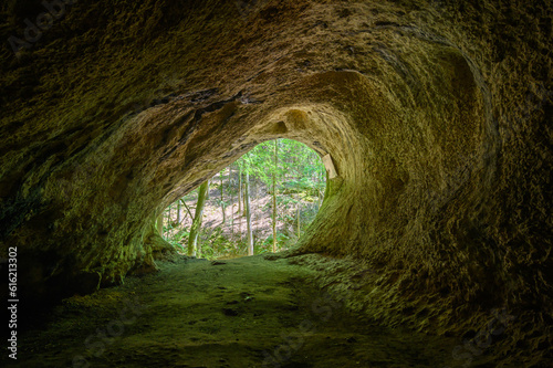 Höhle Großes Hasenloch - Fränkische Schweiz photo