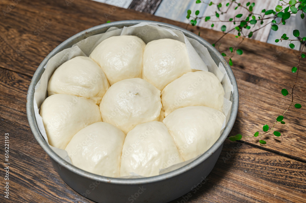 パン作り 型に入れて二次発酵 パン作り 型に入れて二次発酵