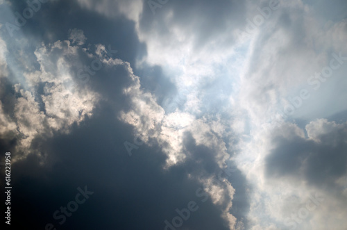clouds and sun © emdadul