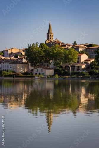 Town of Castelnaudary in Canal du Midi (France) © julen