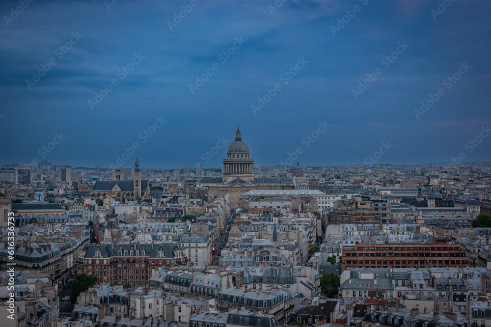 Vista aérea de la configuración de París de la foto de la torre Eiffel tomada