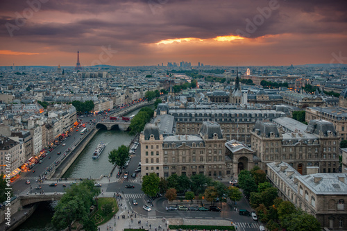 Vista aérea de la configuración de París de la foto de la torre Eiffel tomada photo