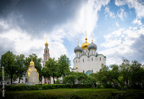 Cathédrale de Notre-Dame de Smolensk, à l'intérieur du couvent de Novodievitchi, site inscrit au patrimoine mondial de l'UNESCO, situé à Moscou, Fédération de Russie photo