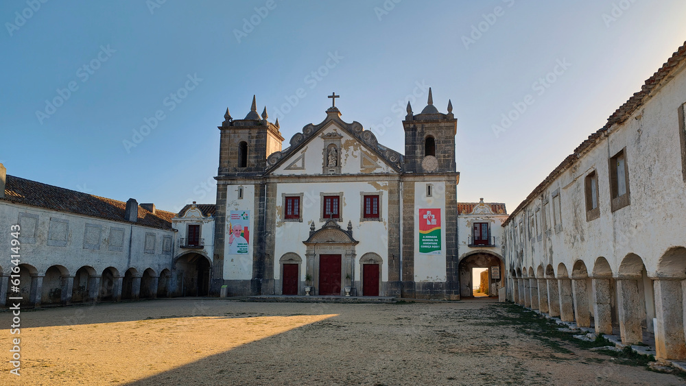 Farol do Cabo Espichel-Santuario de Nossa Senhora do Cabo Espichel-Setúbal-Portugal