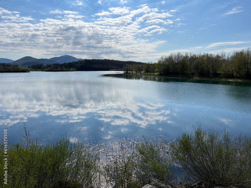 Obraz premium Lake St. Rok - Lake Kozjan - Lake Sveti Rok - Reservoir Lake Opsenica - Velebit Nature Park, Croatia (Jezero Sv. Rok - Jezero Kozjan, Akumulacijsko jezero Opsenica - Park prirode Velebit, Hrvatska)
