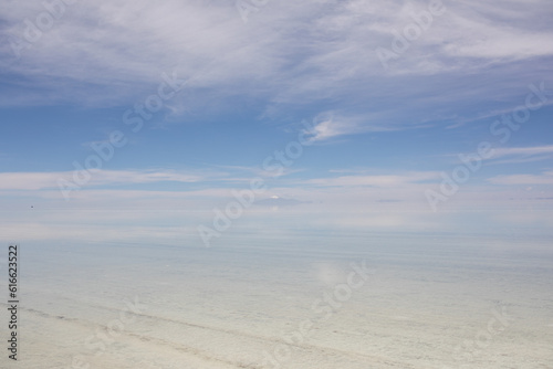 Salzsee in der Salar de Uyuni in Bolivien