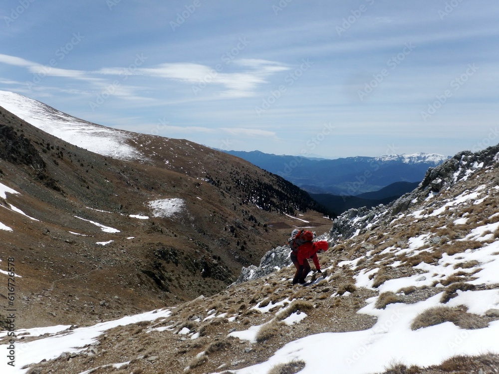 April hike on the ridges around Estanys de la Pera in the Pyrenees (Cerdanya). Due to the dime of the year we found both snow and summer conditions. April hike on the ridges around Estanys de la Pera in the Pyrenees (Cerdanya). Due to the dime of the year we found both snow and summer conditions.