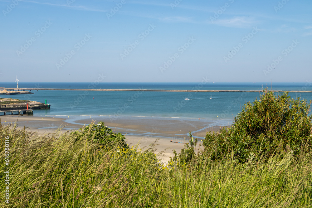 Vue plongeante sur la rade de Boulogne-sur-Mer Vue plongeante sur la rade de Boulogne-sur-Mer