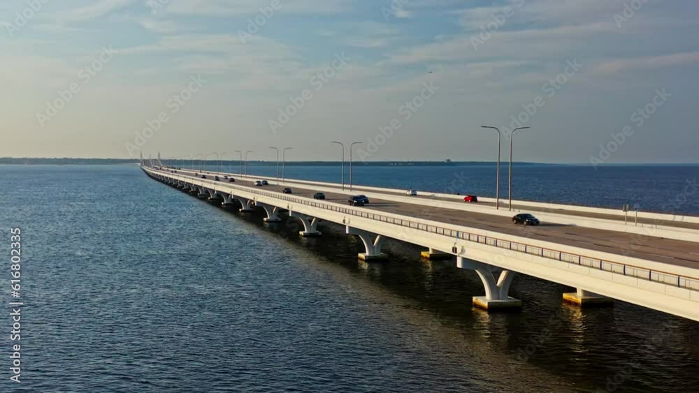 Bridge Traffic Pan Left to Right Bridge Traffic Pan Left to Right