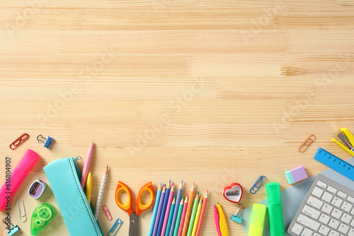 Canvastavla Frame of school supplies on wooden background