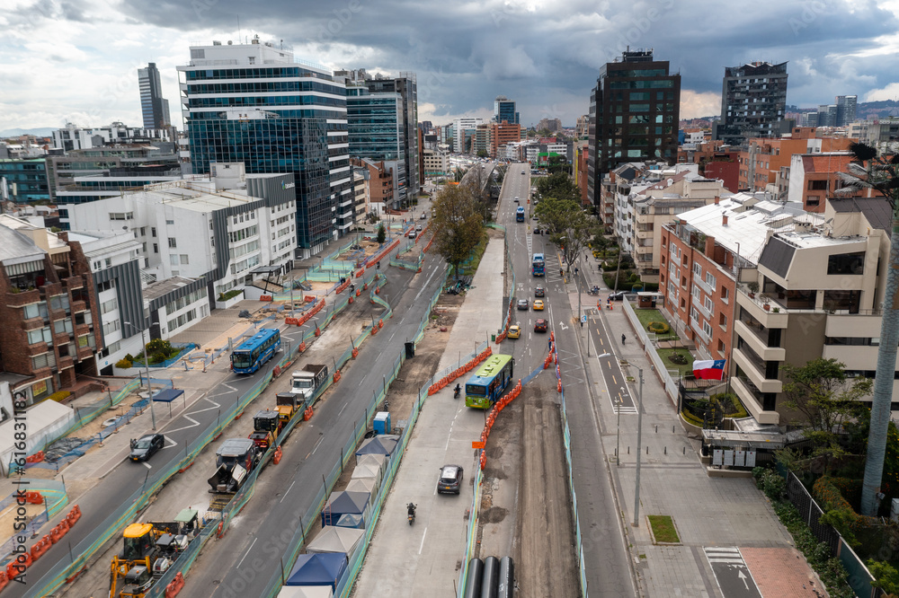 Fototapeta premium Photo from a drone of the extension of 100 avenue in an area of buildings. Bogotá Colombia. 