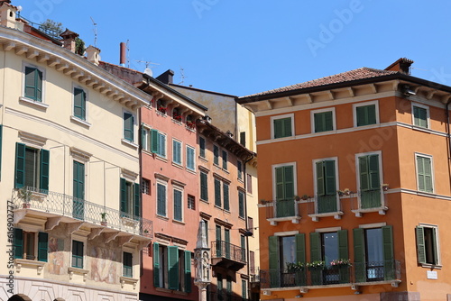 Blick in die Altstadt von Verona in Italien