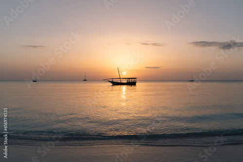 Zanzibar boats at sunset © Daniel Thomas