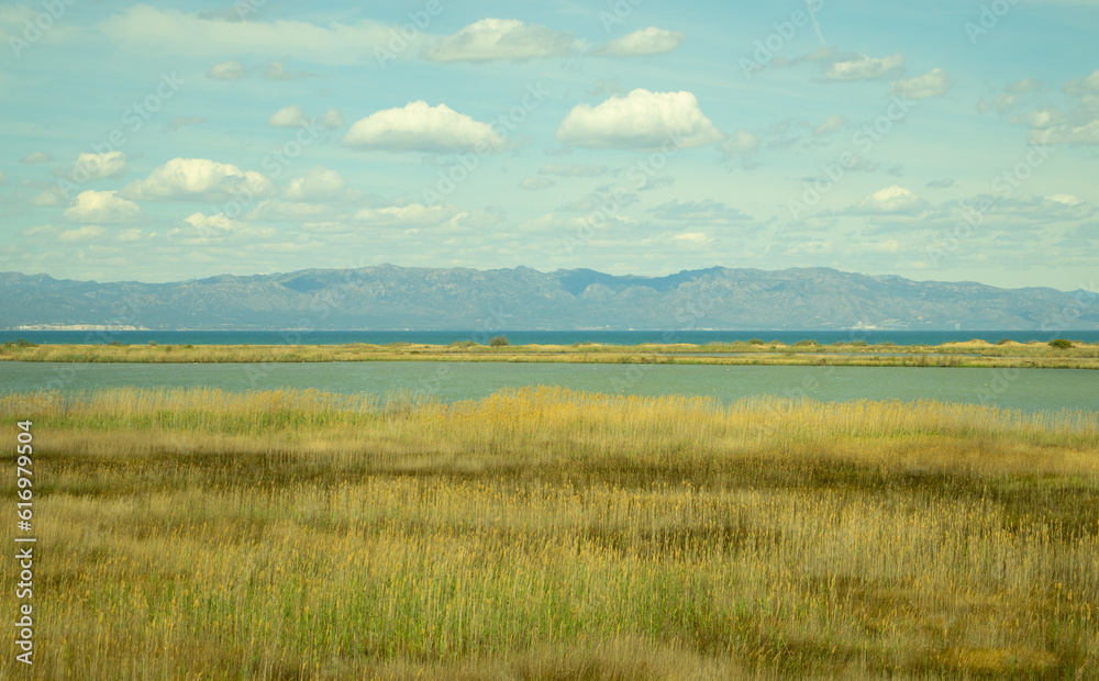 Delta Ebre: View on mountains and cloudy sky