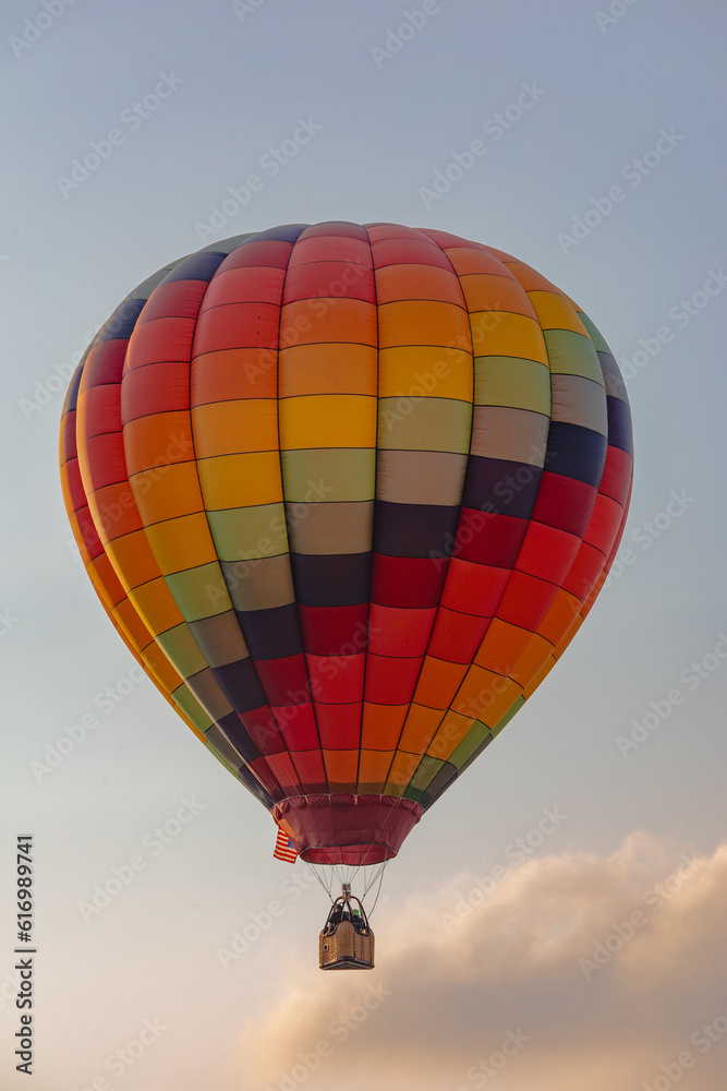 Naklejka premium Hot air balloon at the festival