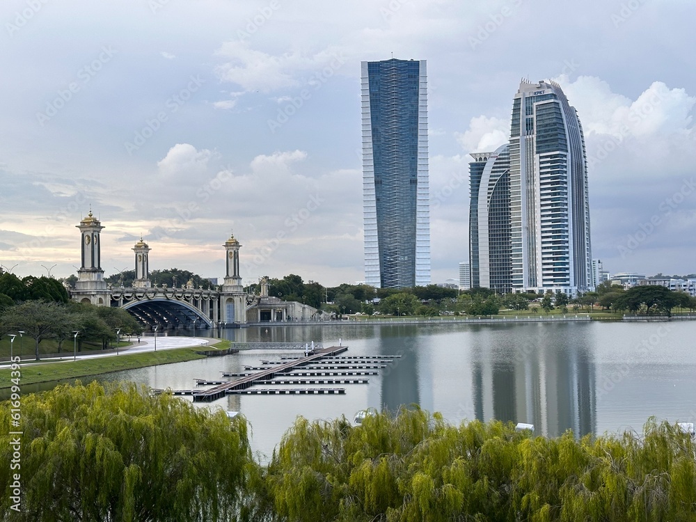 Obraz premium bridge over the river