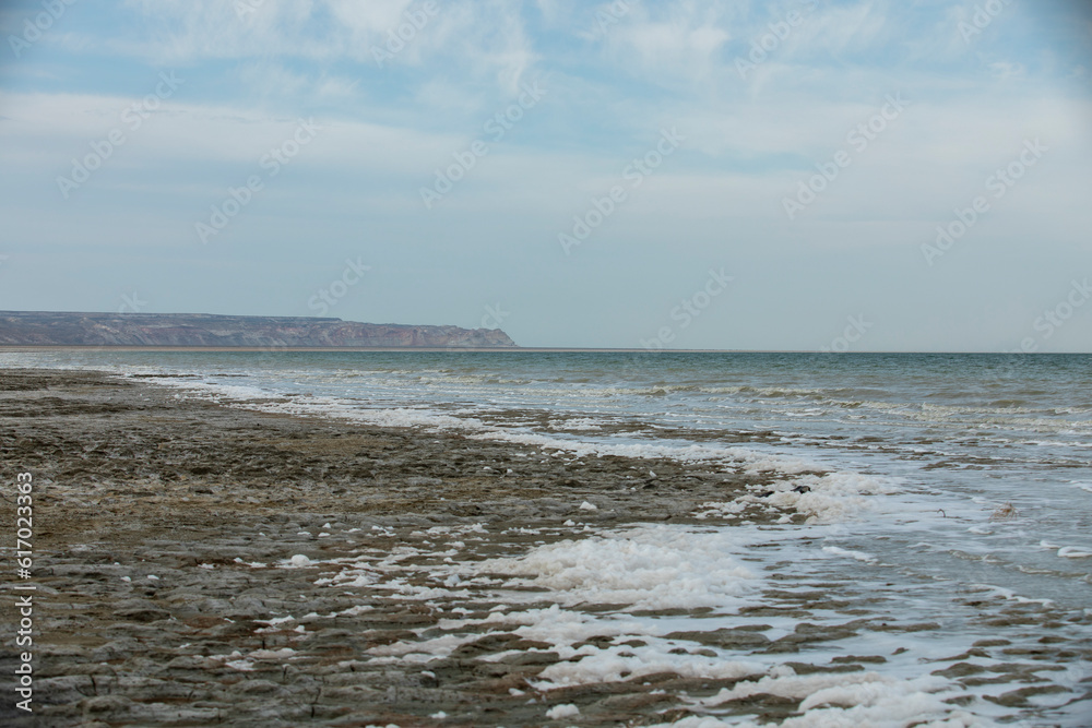 sea in the middle east uzbekistan