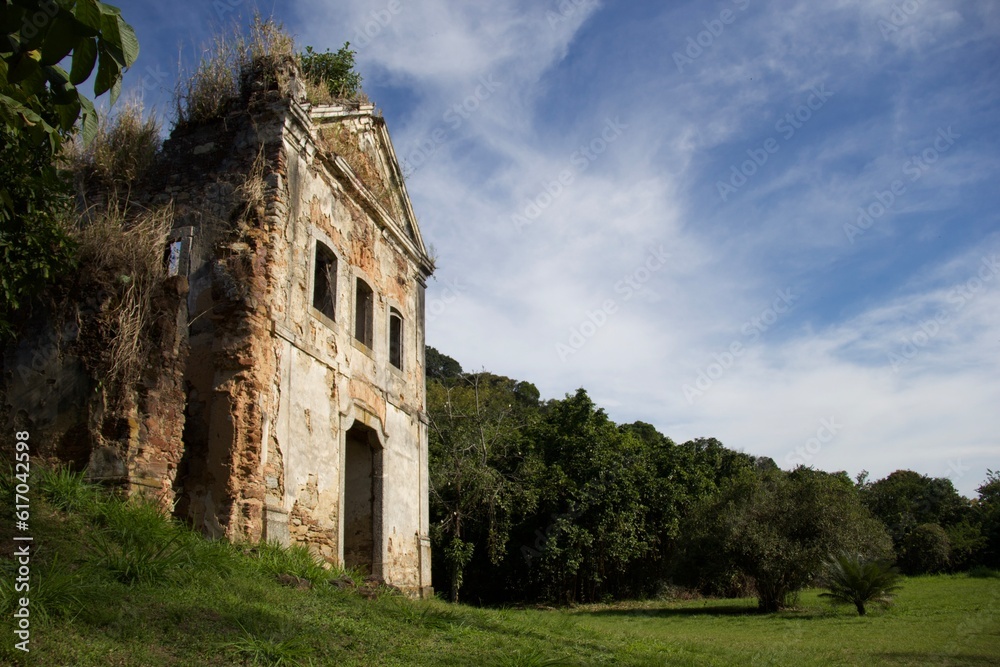 Ruinas da Igreja de São José da Boa Morte em Cachoeiras de Macacu no Rio de Janeiro.