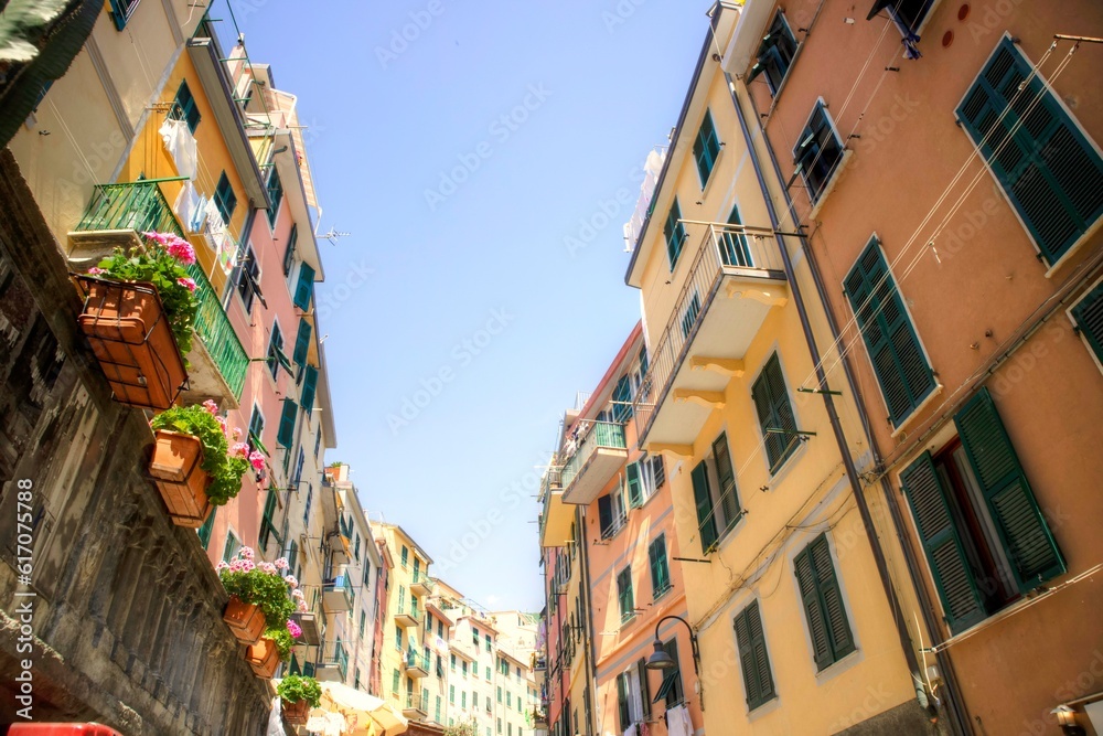Obraz premium The central street of Riomaggiore Cinque Terre