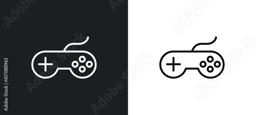 gameplay line icon in white and black colors. gameplay flat vector icon from gameplay collection for web, mobile apps and ui.