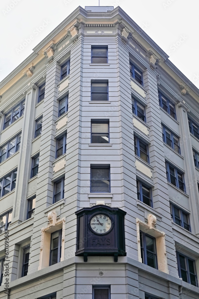 Inter-war utilitarian style building fron AD 1924 at the corner of Pitt and Liverpool Streets. Sydney-Australia-715 Inter-war utilitarian style building fron AD 1924 at the corner of Pitt and Liverpool Streets. Sydney-Australia-715