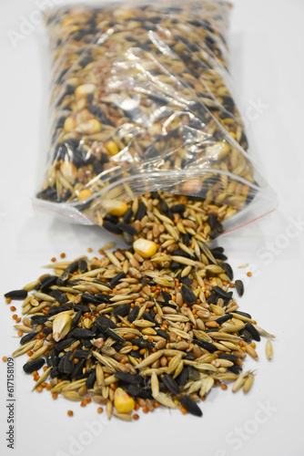 grain mixture for rodents and birds