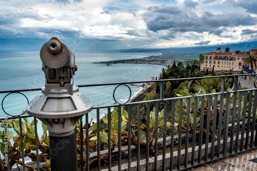 Canvas-taulu Piazza IX Aprile, observation deck (Belvedere of Taormina), picturesque place wi