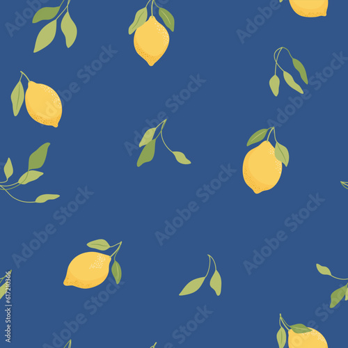 Dekoracyjny wzór z owocami i liśćmi cytryny na niebieskim tle. Soczyste żółte cytrusy na gałązkach. Letni klimat, wakacje i zdrowe odżywianie.