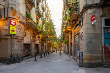 Keuken achterwand Smal steegje Gotische wijk Barcelona in schemering  © Kirk Fisher