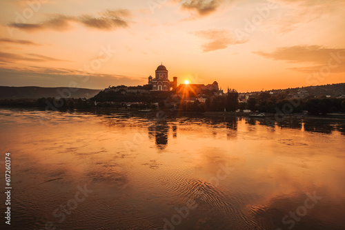 Quadro su tela Esztergom, Hungary -the Basilica of Our Lady in Esztergom by the river Danube