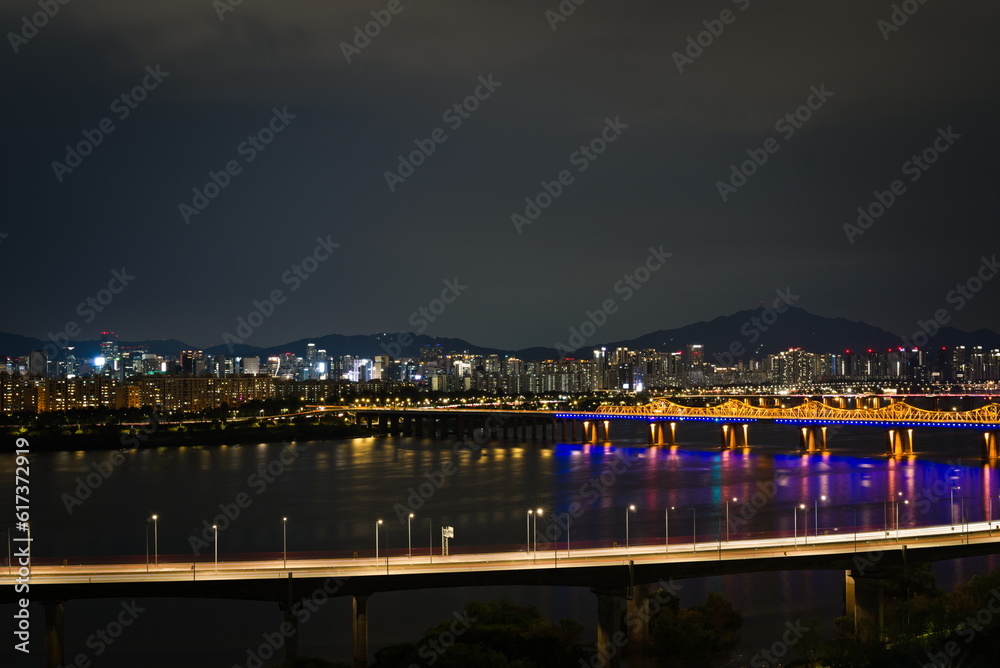 Bridge across Han River in Seoul, Korea