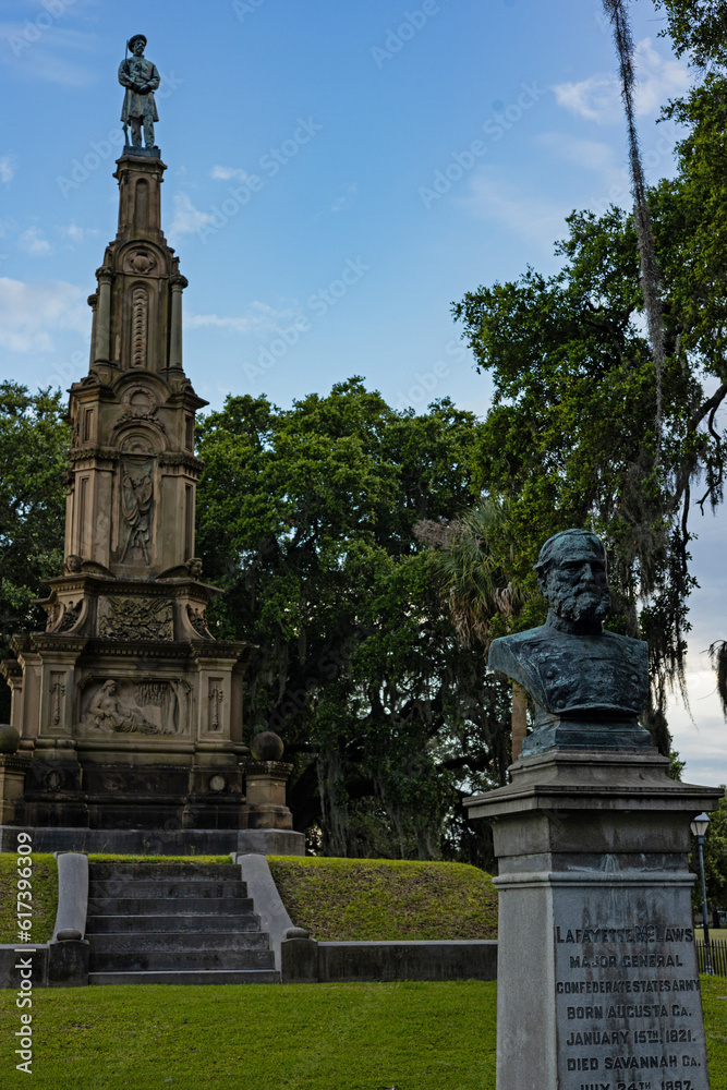 Civil war monument in the Forsyth Park in Savannah