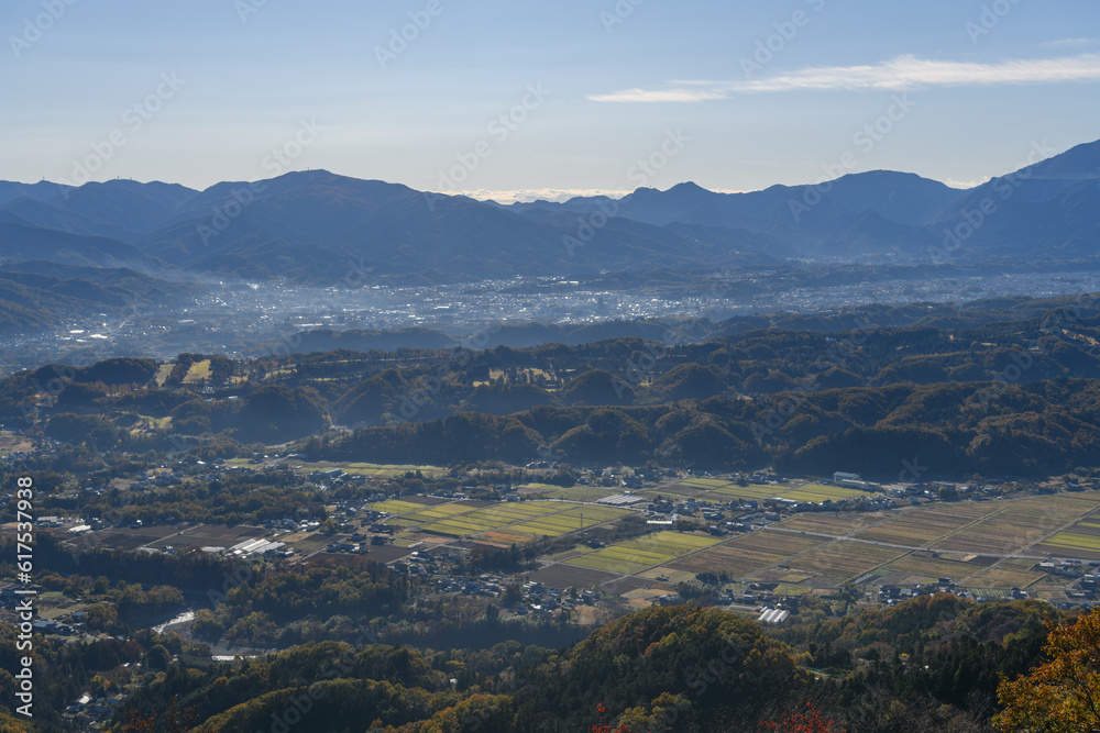 破風山から見た秩父盆地