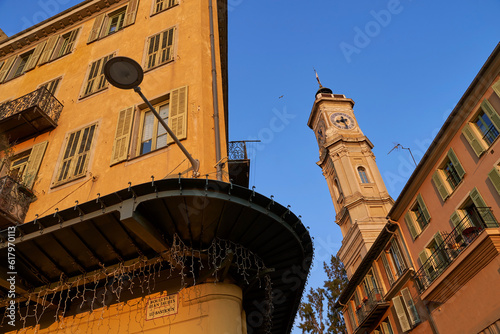 Obraz na płótnie Evening in Nice, France. Low angle view of architecture details w salonie
