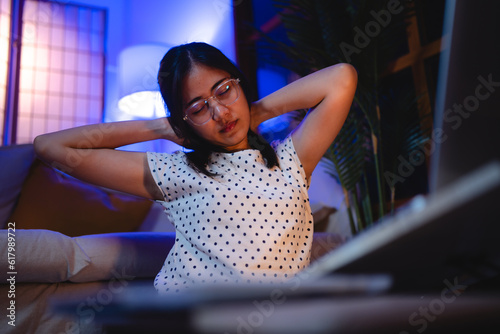 Late-night freelancer, Dedi...