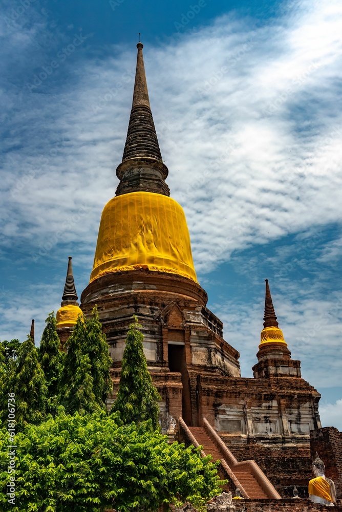 Naklejka premium Beautiful shot of historic ruins of a landmark in Ayutthaya, the ancient capital of Thailand