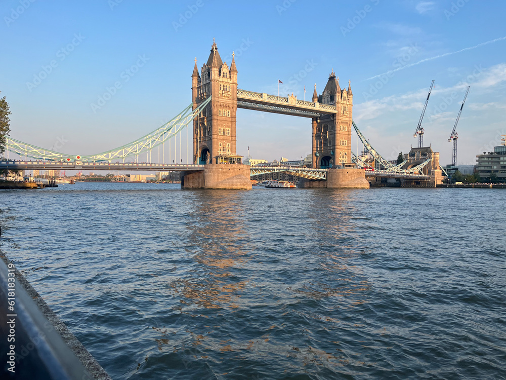 Obraz premium Tower Bridge is a Grade I listed combined bascule and suspension bridge in London.