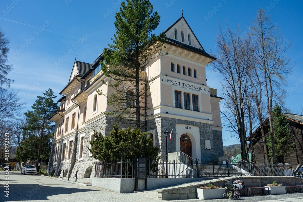 Obraz premium Muzeum Tatrzanskie Chalubinskiego museum building in Zakopane which presents tourism in High Tatras