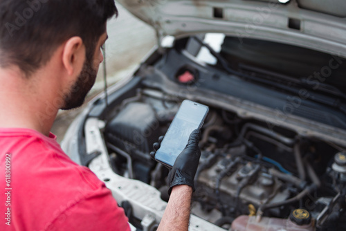 Man recording engine for social media