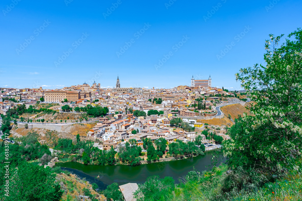 Toledo, una ciudad medieval europea, desde Castilla y la Mancha, España.