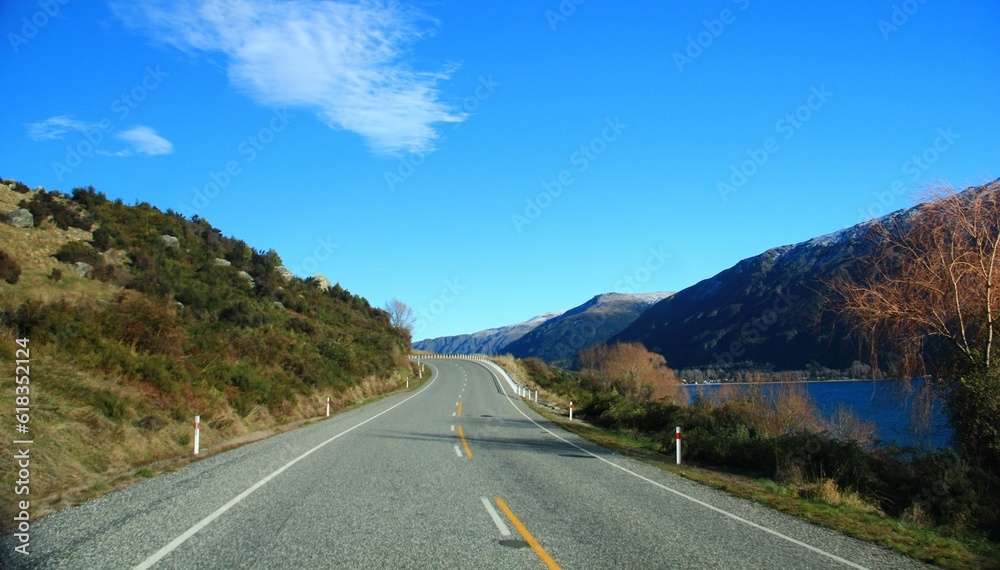 Fototapeta premium Breathtaking winter landscape during roadtrip from Queentown to Te Anau, New Zealand.