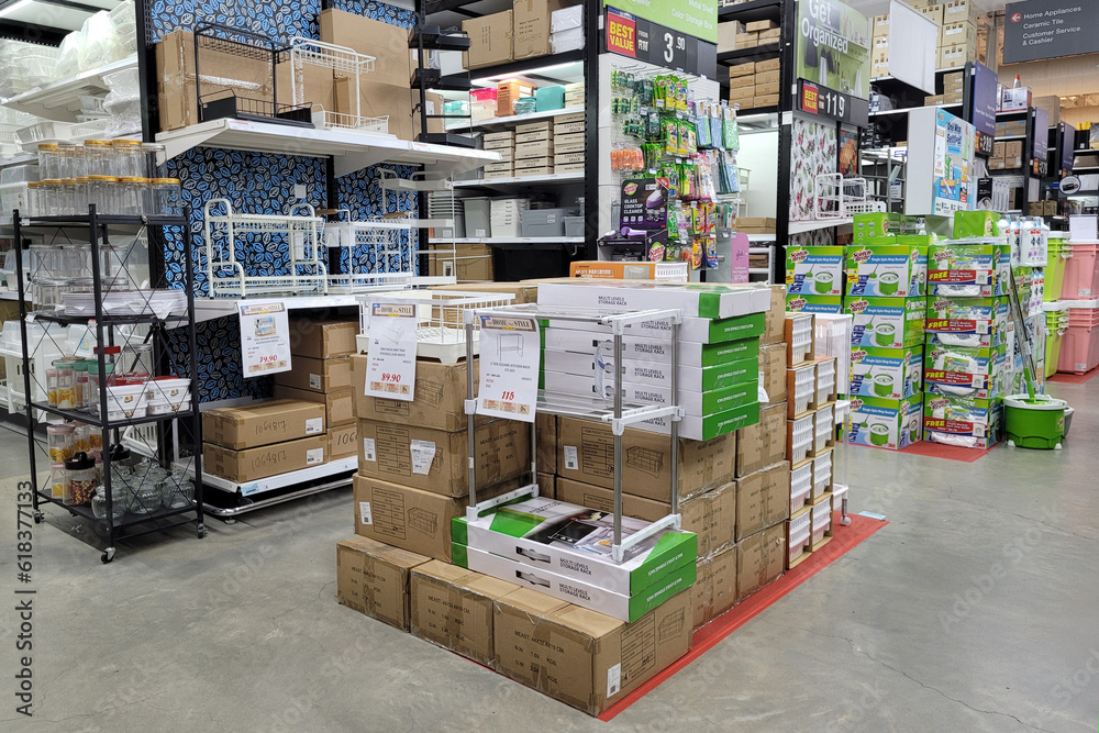 Home Pro Store PENANG, MALAYSIA - 24 JUNE 2023: Interior view of the department store ...
