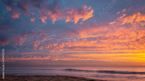 Fototapeta Naklejka Na Ścianę i Meble -  Colorful sunset above Indian Ocean