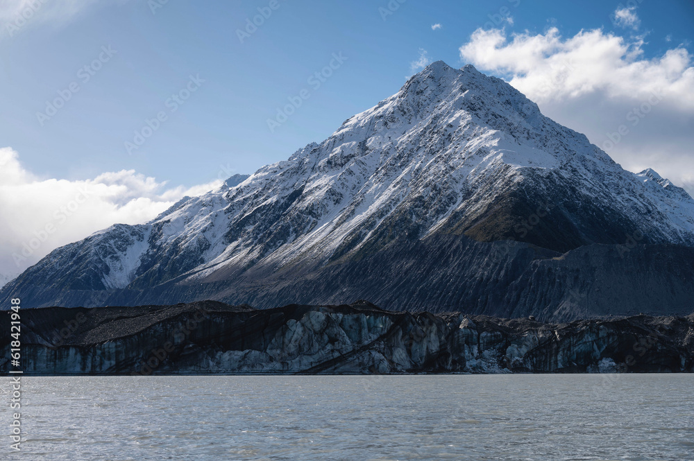 Tasman Glacier Lake, Aoraki Mount Cook, New Zealand Tasman Glacier Lake, Aoraki Mount Cook, New Zealand